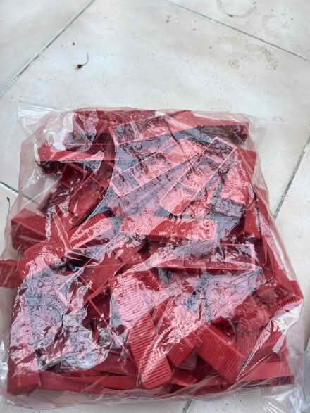 Photo of free tile wedges for levelling system (Botley OX2) #1