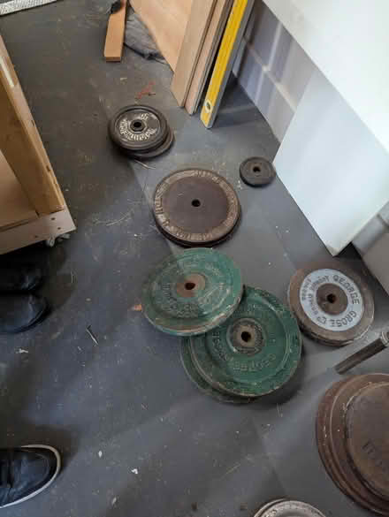 Photo of free Old cast iron weights (GU3) #3