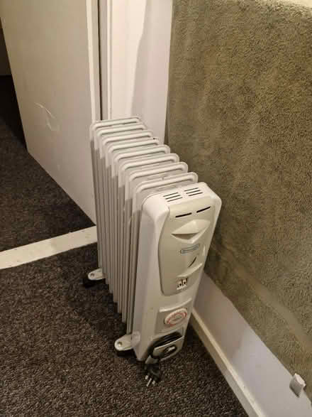 Photo of free Oil heating (TF7 5PR) #1
