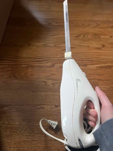 Photo of free Electric knife (Royal Oak, MI) #1