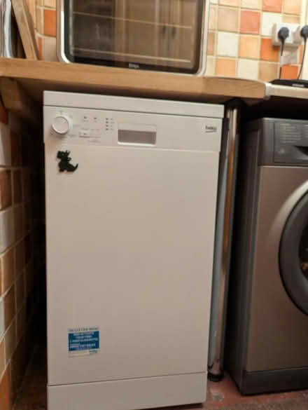 Photo of free Slimline dishwasher (Hitchin, SG5) #1