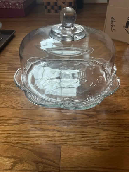 Photo of free Glass display dish (Royal Oak, MI) #1