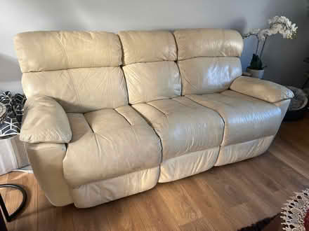 Photo of free Recliner sofa. 3 seater + 2seater from furniture village (Downley HP13) #4