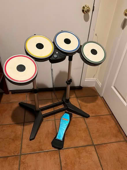 Photo of free Wii Beatles Rockband, used (Porter Square) #2