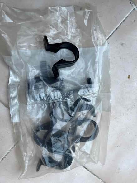 Photo of free pipe clips (Botley OX2) #2