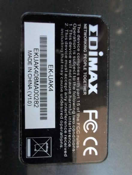 Photo of free Edimax 2/4 port KVM switch (Heronsgate WD3) #3