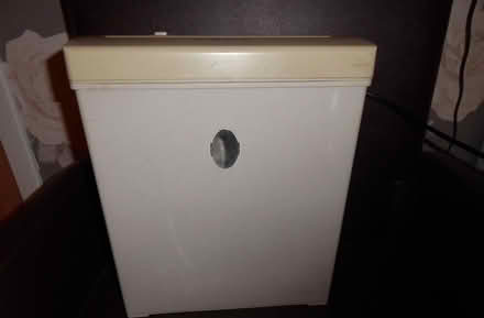Photo of free Paper Shredder (Dundee DD2) #1