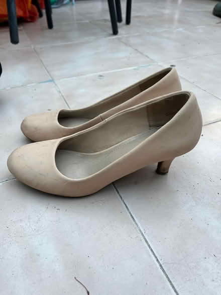 Photo of free women shoes size UK 5.5 (Botley OX2) #3
