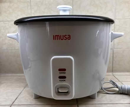 Photo of free Imusa Rice Cooker (Sunland) #1