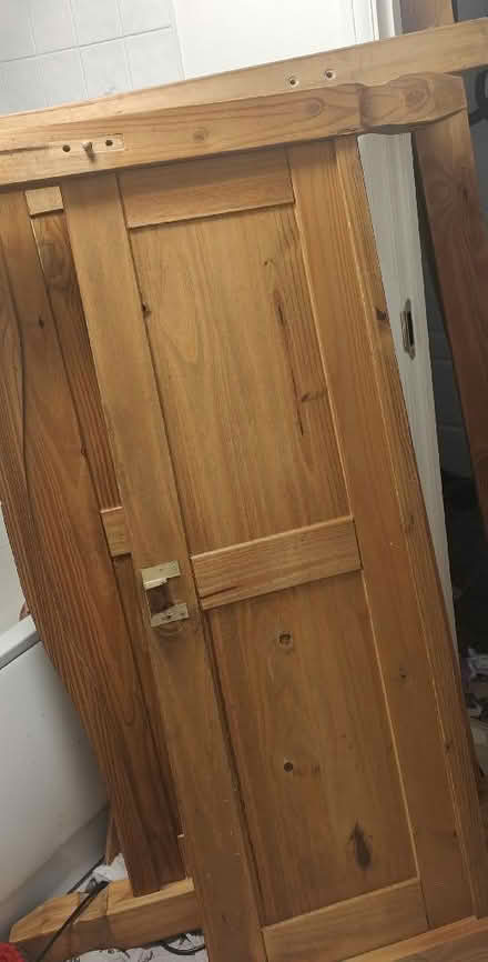 Photo of free BA4 Beautiful hard wood double bed (Evercreech BA4) #3