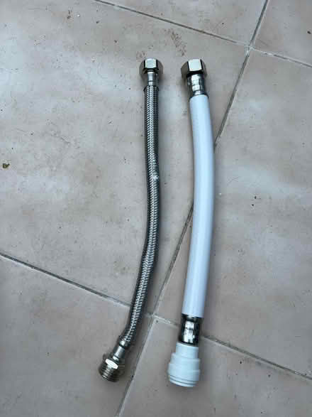 Photo of free flexi hose (Botley OX2) #1