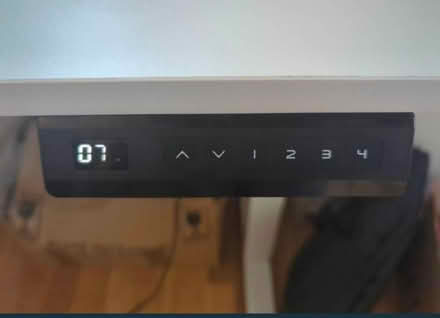 Photo of free Standing desk white 100x60cm (Archway N19) #2