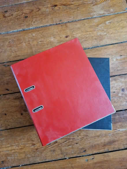 Photo of free A4 lever arch binders (GU12) #1