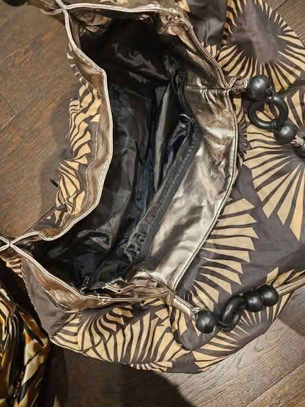 Photo of free Bag (Lower Morden SM3) #3