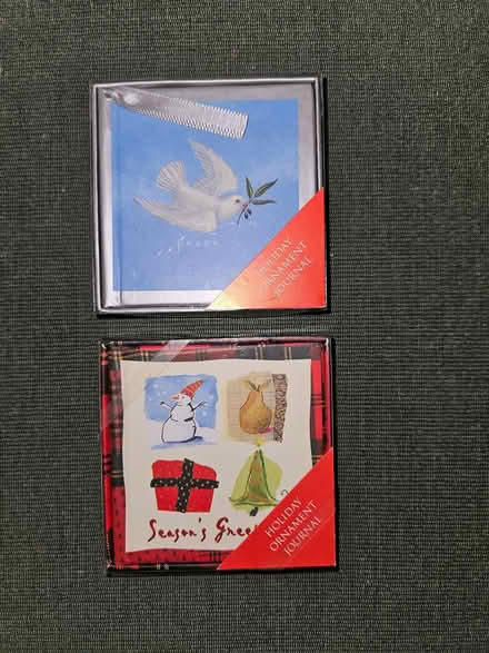 Photo of free Starbucks ornaments (Wallingford) #1