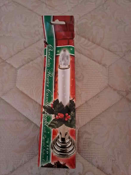 Photo of free Christmas lights / Santa Please Stop Here sign (Harefield SO19) #3