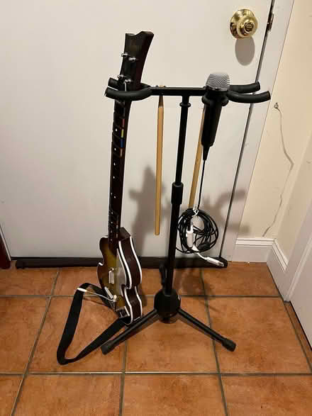 Photo of free Wii Beatles Rockband, used (Porter Square) #3