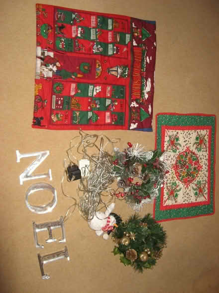 Photo of free Christmas Wreaths, Advent Calender, Star shaped lights... (St Albans AL4) #1