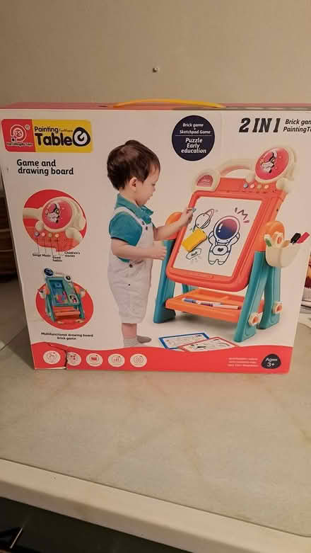 Photo of free Small kids Easel (Gosport PO13) #2