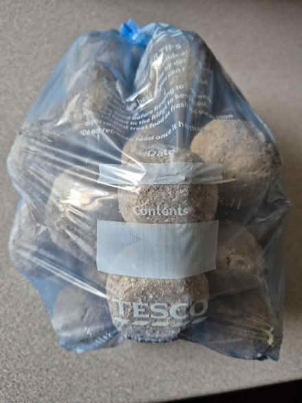 Photo of free Bag Of Loose Bird Fat Balls (Handforth SK9) #1