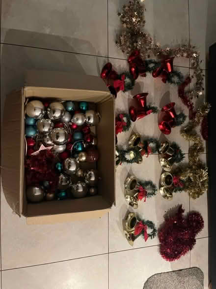 Photo of free Christmas Decorations (SP11. Near Thruxton) #2