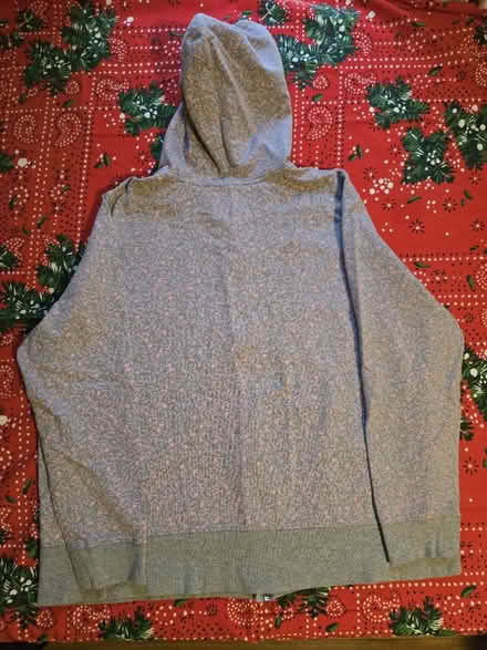 Photo of free Gray Hoodie w/ Pink Hearts (West 7th) #4