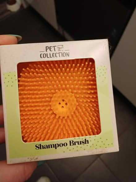 Photo of free Pet shampoo brush (Hemel Hempstead HP1) #1