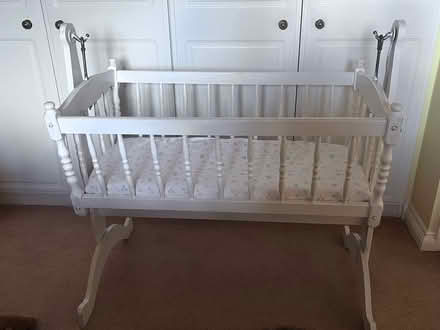 Photo of free Baby’s rocking crib (Charvil RG10) #1