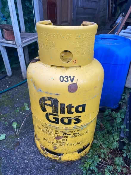 Photo of free Butane gas bottle (Nottingham NG5) #1