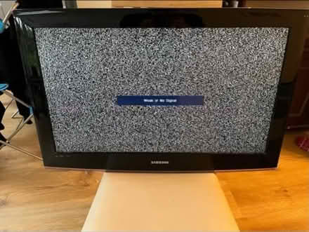 Photo of free Samsung TV - not smart (Danbury CM3) #3