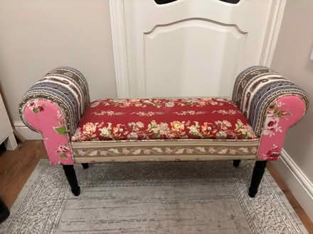Photo of free Upholstered long seat/stool with arms (Rose Hill OX4) #3