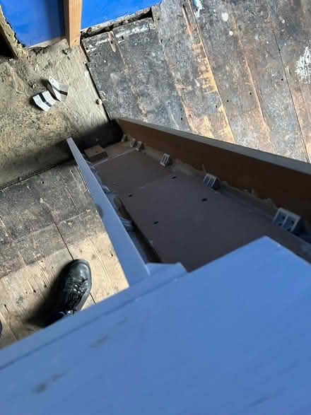 Photo of free Fireplace surround (Upper Holloway N7) #2