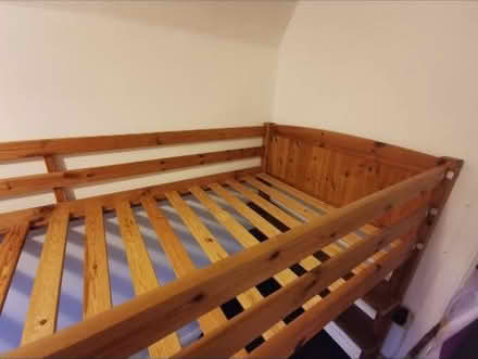 Photo of free Raised wooden bed (Basford NG5 (off Perry Rd)) #3