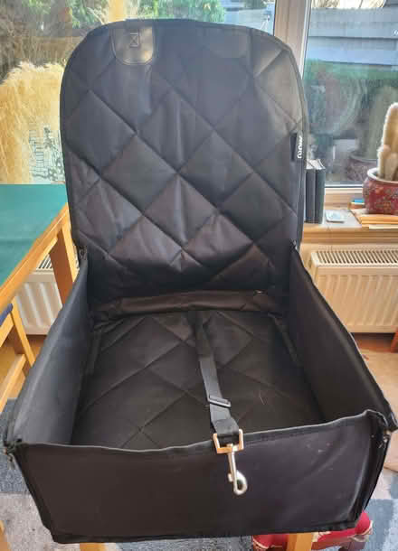 Photo of free Pet seat for car (Drylaw EH4) #2
