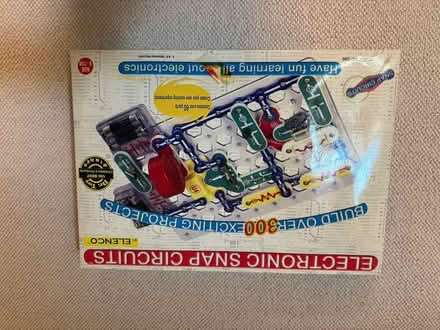 Photo of free Electronic snap circuits (Yapton BN18) #1