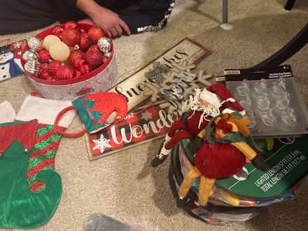 Photo of free Christmas stuff/blankets/shoes (Baltimore) #2