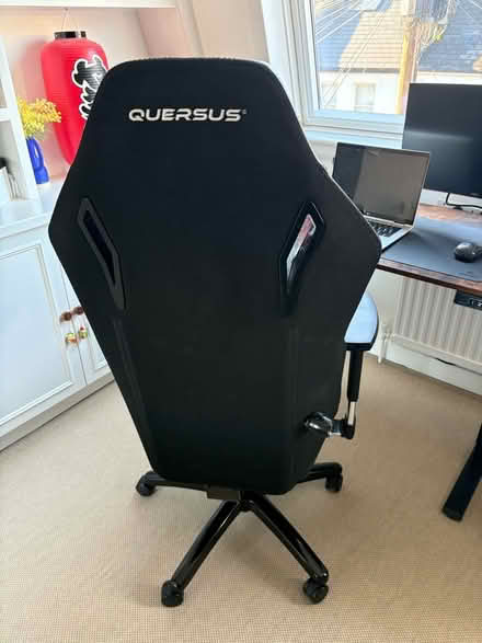 Photo of free Quersus VAOS Gaming / Office Chair - Excellent Condition (Barons Court W6) #2