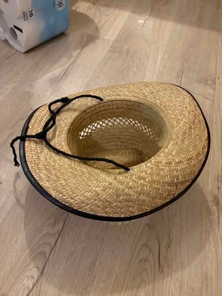 Photo of free Straw hat (SG4 hitchin) #2