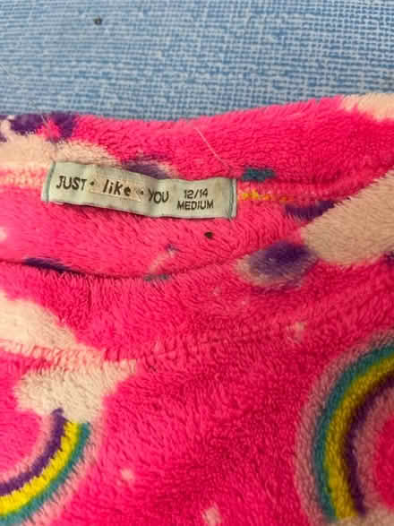 Photo of free Womens/teen girls fleeces (TN38 Marina) #3