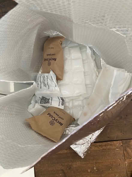 Photo of free Reusable Cool packs (SE27 near West Norwood St) #1