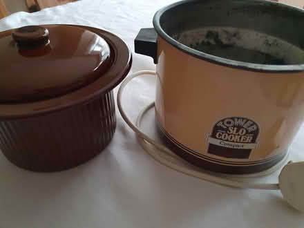 Photo of free slow cooker (Arnold NG5) #2