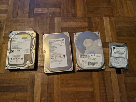 Photo of free 4 x IDE hard drives (The Camp AL1) #1