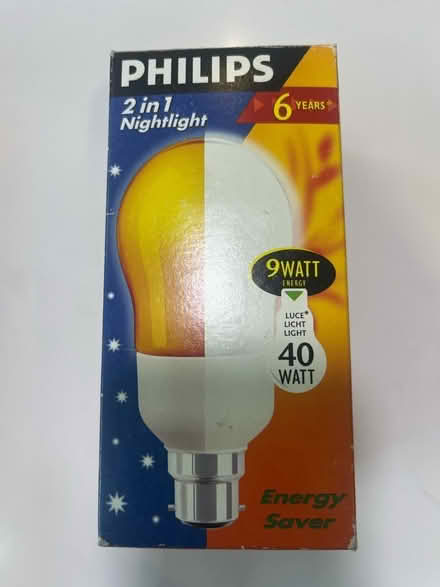 Photo of free Philips energy saving light bulbs (Lavender Hill SW11) #2