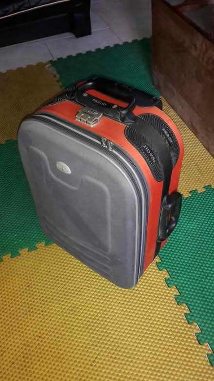 Photo of free Trolley Bag/Cabin Luggage (Queenstown, near MRT) #1