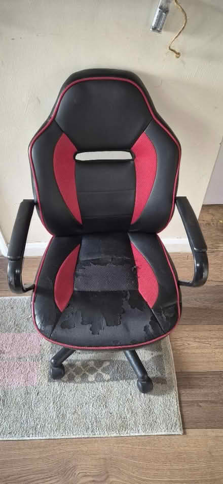 Photo of free Gaming chair (Yeovil BA21) #1