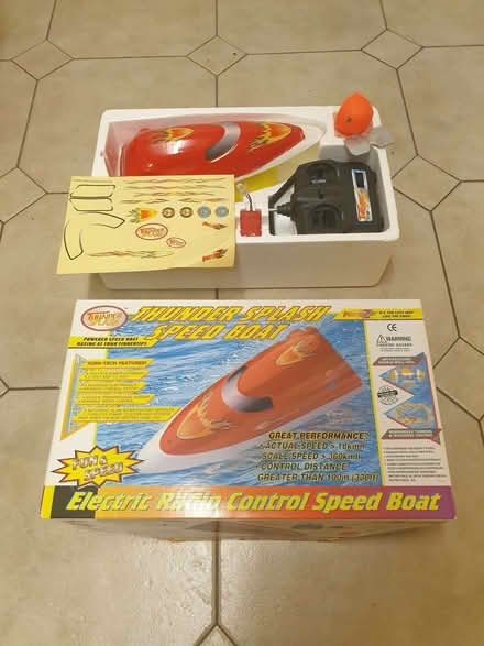 Photo of free Remote Controlled Speed Boat (Bedford MK43) #1