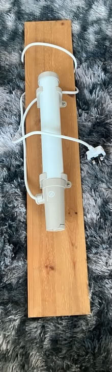 Photo of free Generic white tube light fixture (BA2) #1