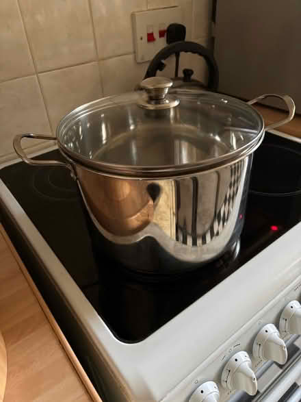 Photo of free Stainless steel pot with glass lid (Leckhampton GL53) #1