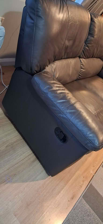 Photo of free Two seater manual recliner (Mansfield Woodhouse NG19) #3