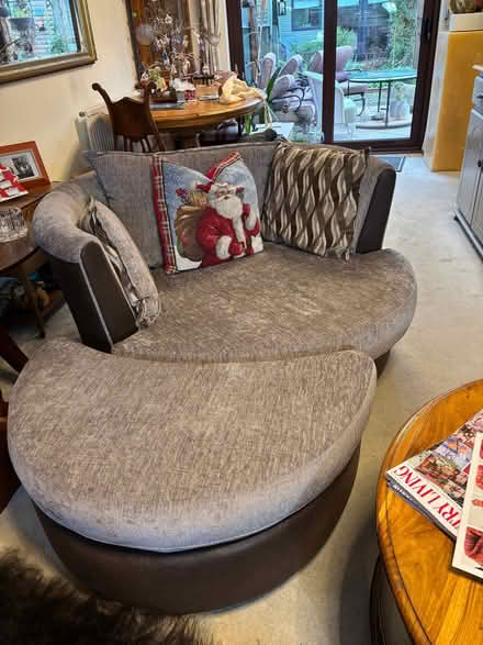 Photo of free Circular Chair (Presteigne LD8) #1